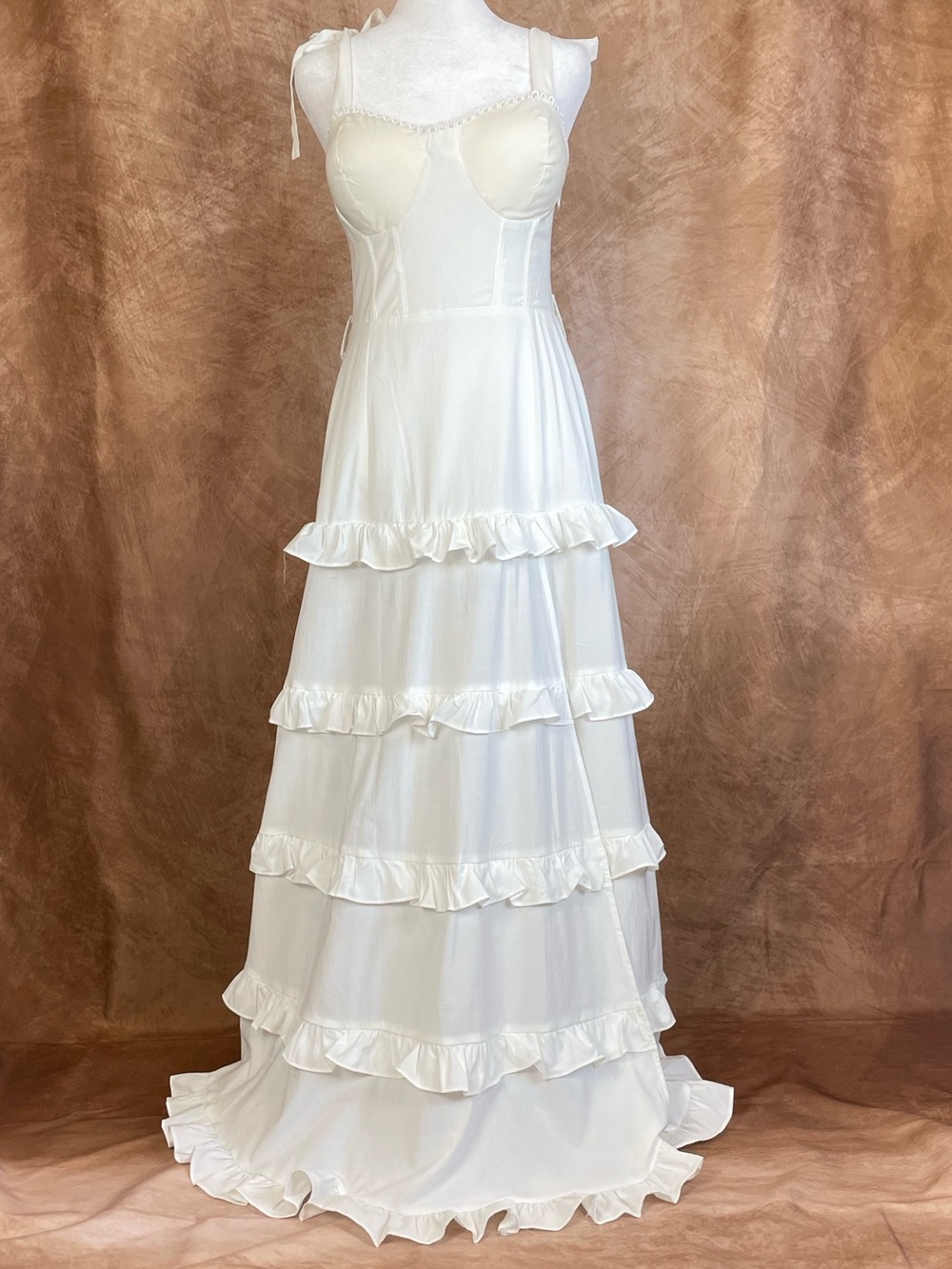Altar’d State White Ruffled Tiered Maxi Dress size Medium - Picture 15 of 16